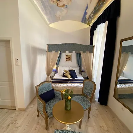 לינה וארוחת בוקר Andio